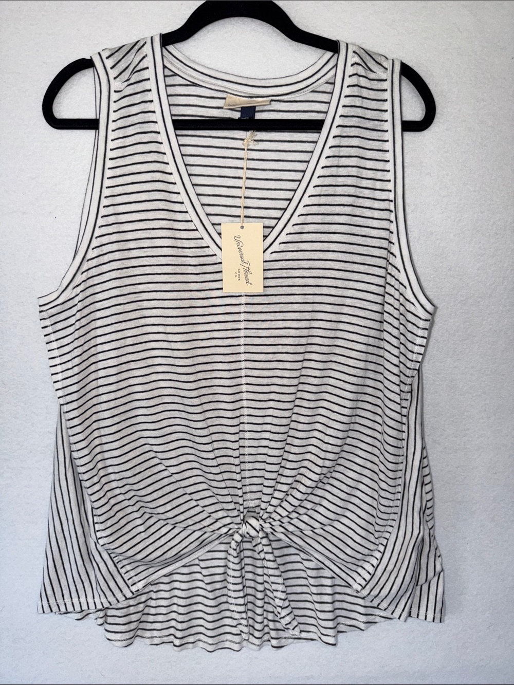 NWT Universal Thread Sleeveless Striped Tie-Front Tank Top - White/Black
